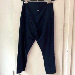 authentic lululemon align super high rise crop 21’’ true navy size 10